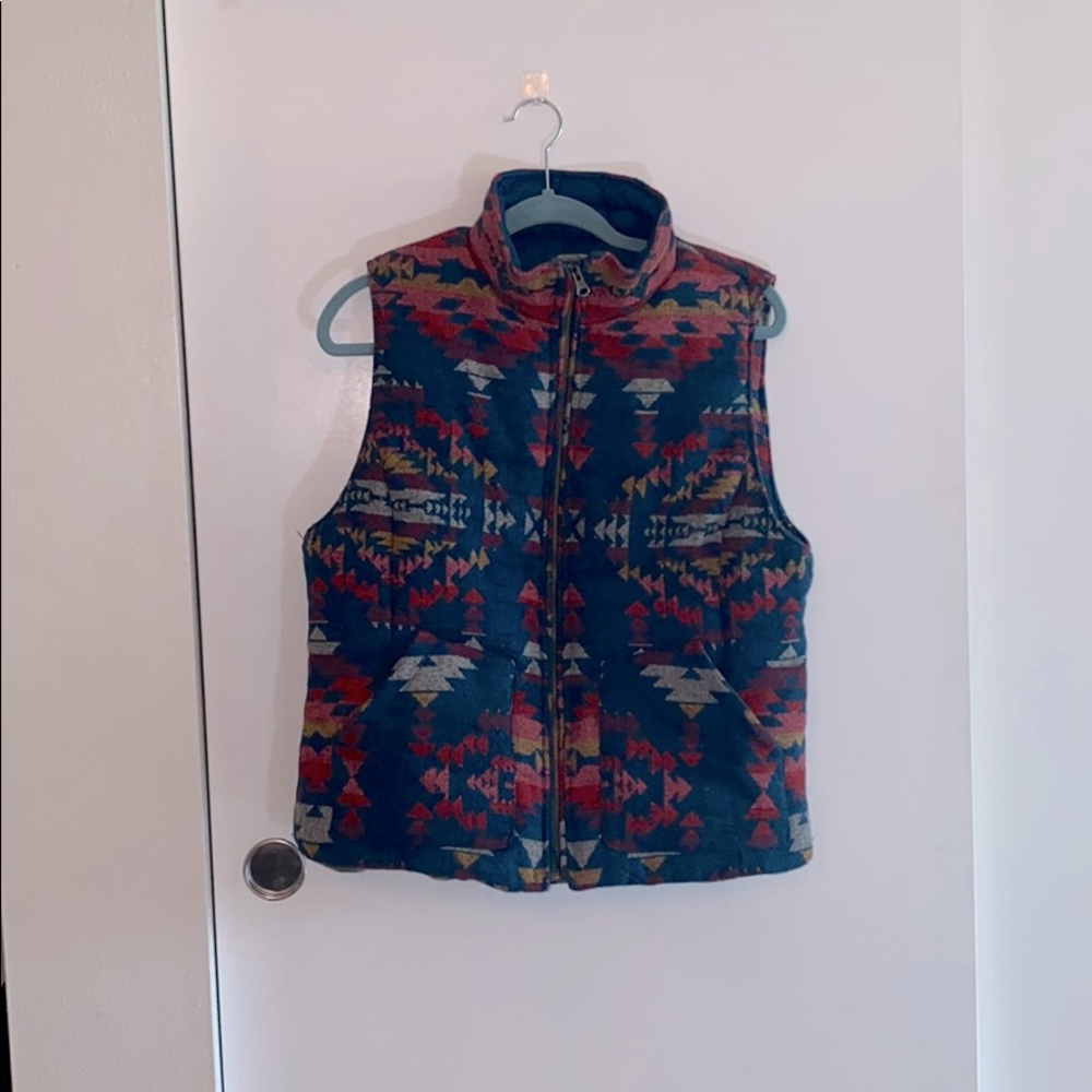 Aztec Patterned AEO Vest